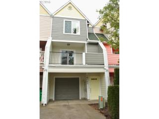 14707 Couch St, Portland OR  97230-4861 exterior