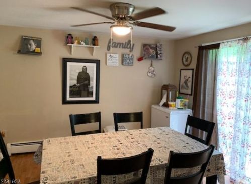 22 Loomis Ave, Wantage NJ 07461-2214 exterior