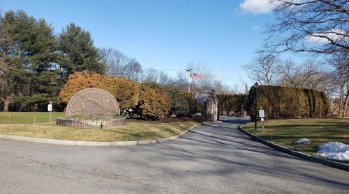 95 Nipmuc Trl, Providence, RI 02904-7752