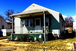 518 Holy Cross Rd, Baltimore MD  21225-3821 exterior