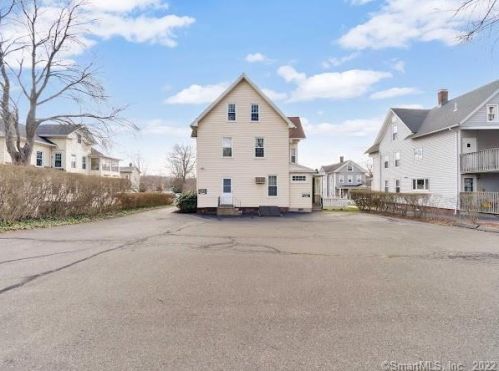 45 Fair St, Wallingford CT 06492-4208 exterior