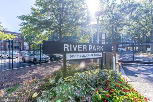 1311 Delaware Ave, Washington DC  20024-3930 exterior