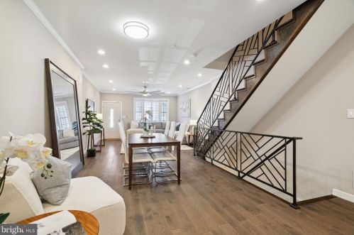 630 Catharine St, Philadelphia PA  19147-2937 exterior