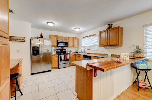 357 Eastport Cir, Fort Pierce FL 34953-7125 exterior