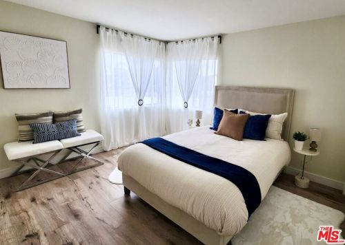 4555 Falkirk Bay, Oxnard CA 93035-3743 exterior