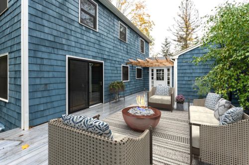 51 Logging Hill Rd, Concord NH  03304-3722 exterior