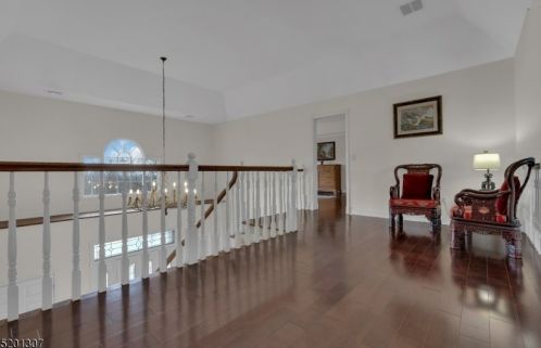 7 Chilton Rd, Chester NJ  07930-3107 exterior