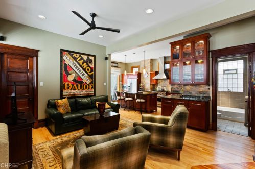 1309 Carmen Ave, Chicago IL 60640-2903 exterior