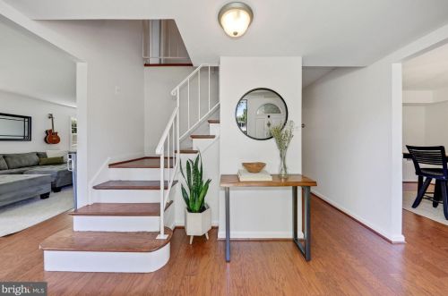 14020 Breeze Hill Ln, Silver Spring, MD 20906-3050