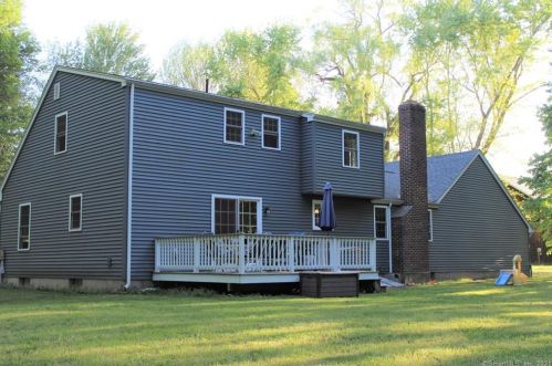 1465 Enfield St, Enfield, CT 06082-5500