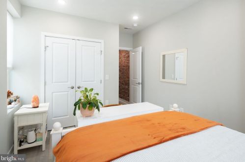 1526 Federal St, Philadelphia PA 19146-3913 exterior