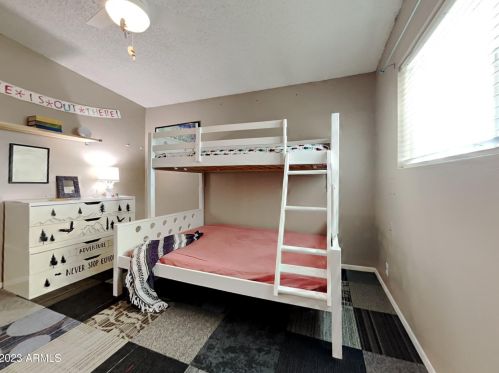 17417 20 Dr, Phoenix AZ 85023-2356 exterior