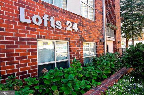 902 Bonifant St, Silver Spring, MD 20910-6510