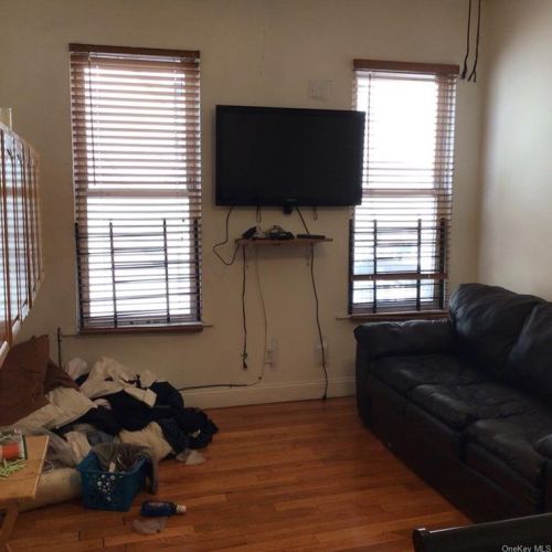 2317 Bassford Ave, Bronx NY 10458-7814 exterior