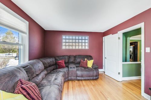 9300 Hamilton Ave, Chicago IL 60643-6311 exterior