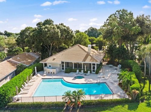 298 Emerald Bay Cir, Naples FL 34110-8608 exterior