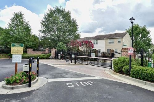 2441 Ivey Crest Cir, Tucker GA  30084-3756 exterior