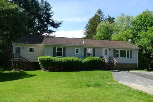 9 Mystic St, Worcester, MA 01607-1667