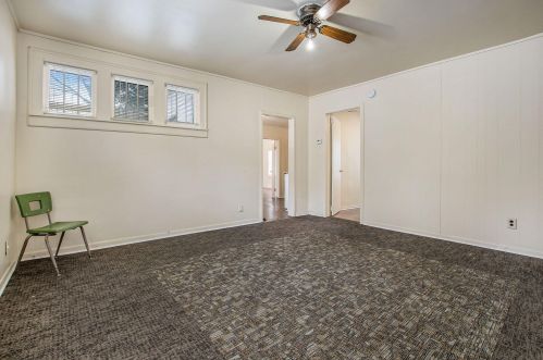 298 Mclaughlin Ave, Meskegon MI 49442-3523 exterior