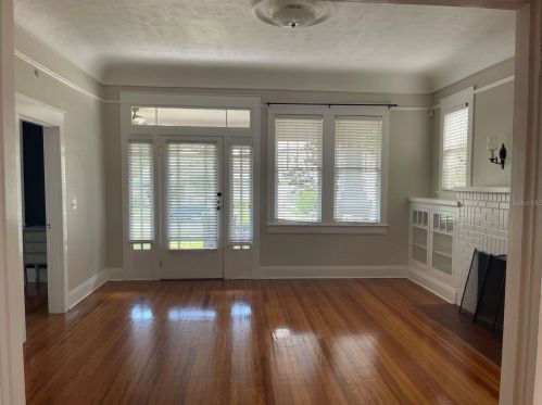 707 Alfred St, Tampa FL  33603-5514 exterior