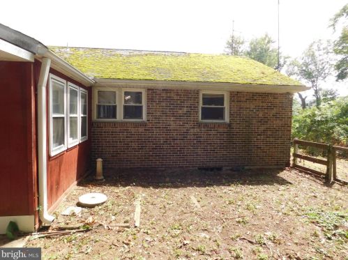 935 Maple Ave, Roebling NJ 08554-1808 exterior