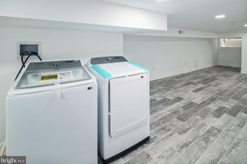 2238 17th St, Philadelphia PA  19132-4403 exterior