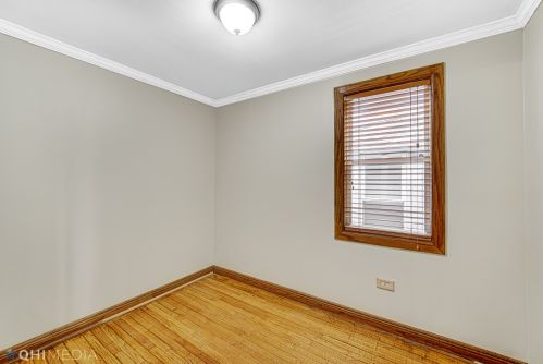 3244 Hamilton Ave, Chicago IL 60625-1403 exterior