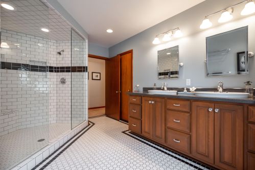 130 85, Milwaukee WI 53214-2963 exterior