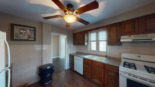 5538 Kenneth Ave, Chicago IL 60646-5906 exterior