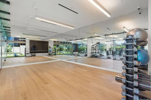 1388 Kapiolani Blvd, Honolulu HI  96814-3620 exterior