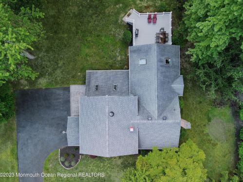 56 Normandy Ct, Middletown NJ 07748-3221 exterior