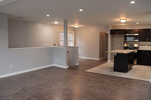 82 Howard St, Irvington NJ 07111-3417 exterior