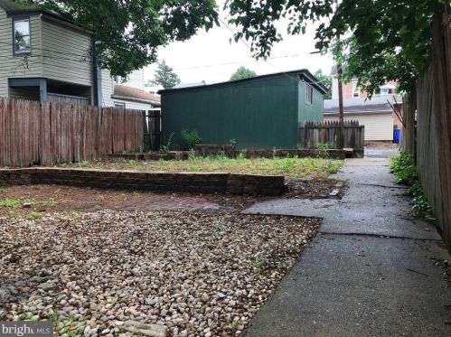 47 3rd St, Pottstown PA  19464-5207 exterior