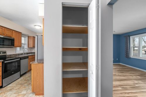 2536 Chaparral St, Kalamazoo MI  49006-1329 exterior