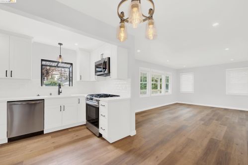 3401 Wren Ave, Concord, CA 94519-2330