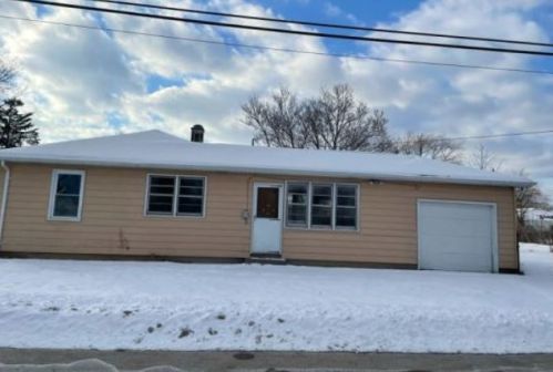 1518 Lyons Ct, Waukegan IL 60085-7824 exterior