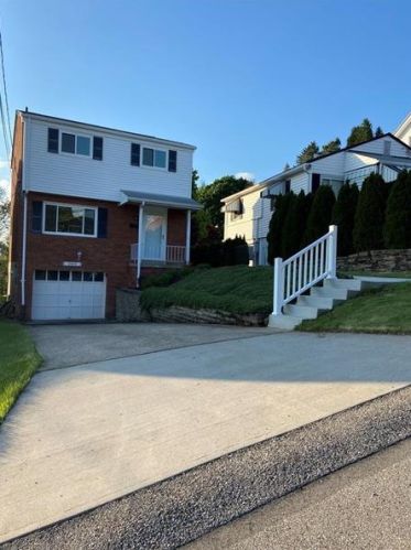 2910 Cedric Ave, Pittsburgh, PA 15226-2310