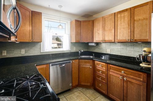 434 Stratford Ave, Camden NJ 08108-2211 exterior