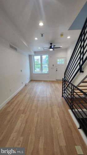 1334 27th St, Philadelphia PA  19121-4607 exterior