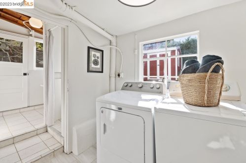 1410 Lincoln St, Berkeley CA 94702-1229 exterior