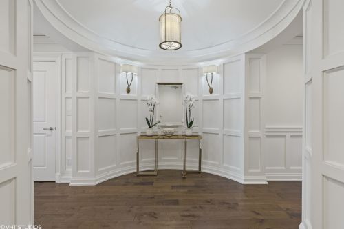 11 Walton St, Chicago, IL 60611-5442