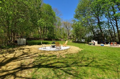 12 Reed St, Vernon CT 06066-3728 exterior