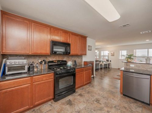 5629 Emma Thompson Way, Austin TX 78747-1711 exterior