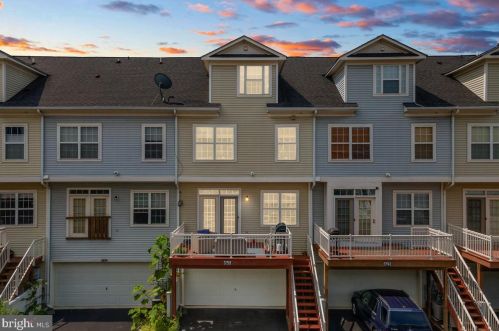 611 Grand Champion Dr, Rockville MD  20850-5970 exterior