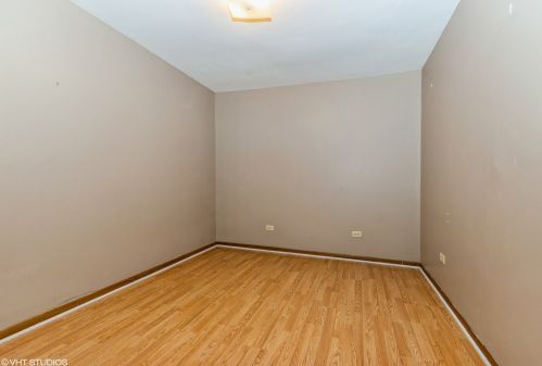 3213 Parnell Ave, Chicago IL 60628-5922 exterior