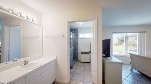 1119 Grv Dr, Naples FL 34120-1423 exterior