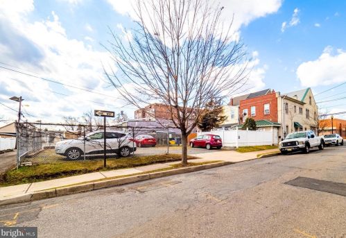 1052 Brunswick Ave, Trenton NJ 08648-8000 exterior