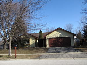 1255 Camden Ln, Aurora, IL 60504-8920
