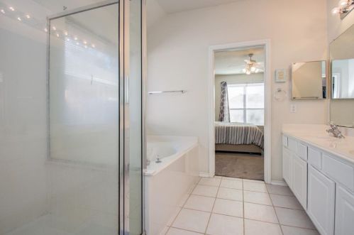 6714 Mahan Wood Dr, Humble TX 77346-3364 exterior