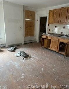 150 Babcock St, Hartford CT 06106-1304 exterior